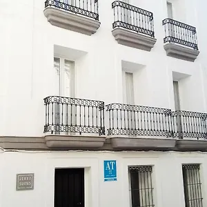https://jerez-suites.hotelsincadiz.net